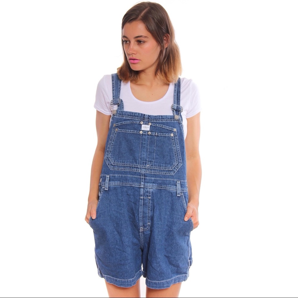 ❗️Super cute vintage Calvin Klein overall shorts